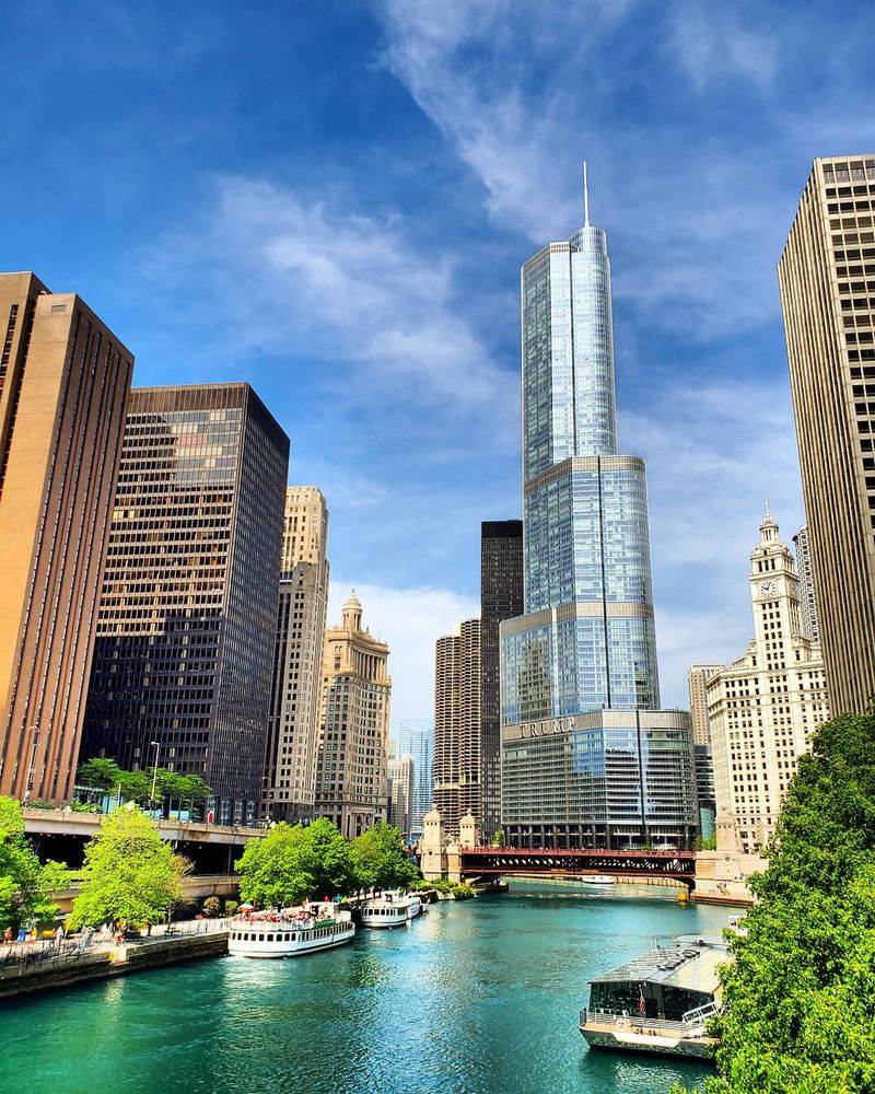 A 1.25-Mile Walk That Rarely Breaks Its Rhythm