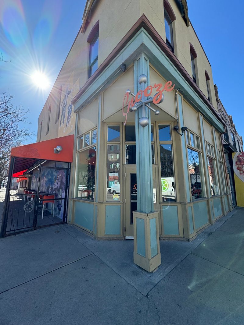 Snooze, an A.M. Eatery (Denver) Snooze, an A.M. Eatery (Denver)