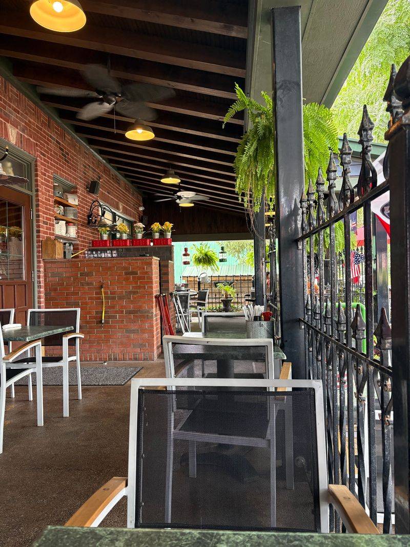 Aristocrat Pub & Restaurant Aristocrat Pub & Restaurant