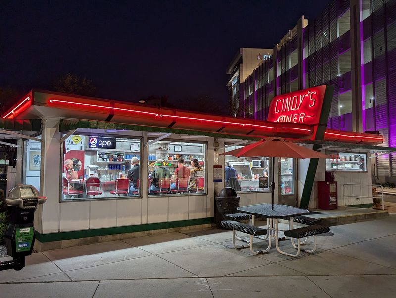 Cindy’s Diner (Fort Wayne) Cindy’s Diner (Fort Wayne)