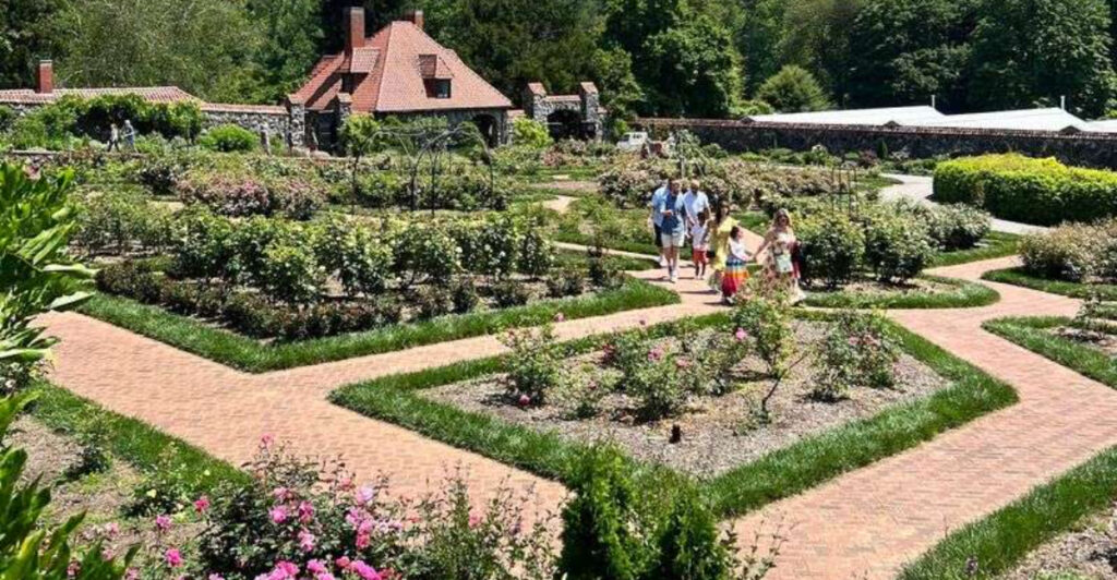 Experience The Beauty Of 2,000 Roses At This Stunning North Carolina Estate Garden