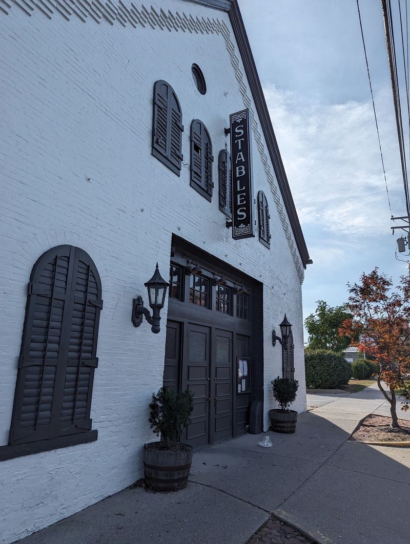 Stables Steakhouse (Terre Haute) Stables Steakhouse (Terre Haute)