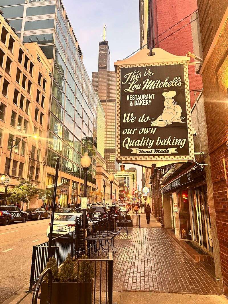 Lou Mitchell’s (Chicago)