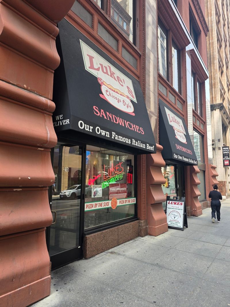 Why Illinois Commuters and Travelers Keep Luke's in Rotation Why Illinois Commuters and Travelers Keep Luke's in Rotation