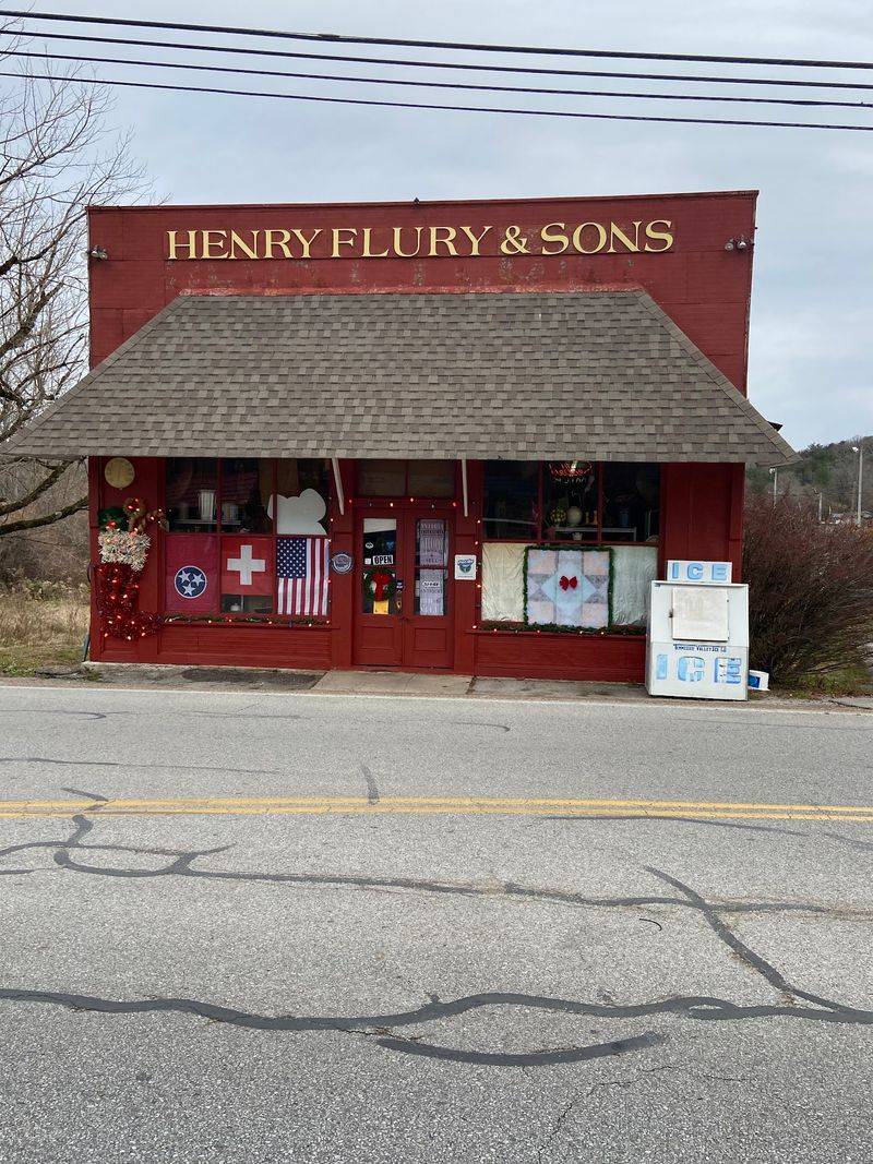Henry Flury & Sons - Tracy City