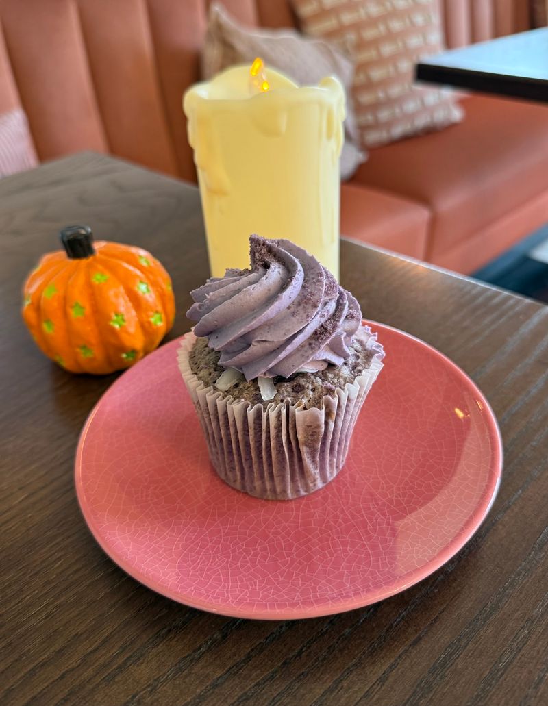 Purple Velvet Steals The Spotlight