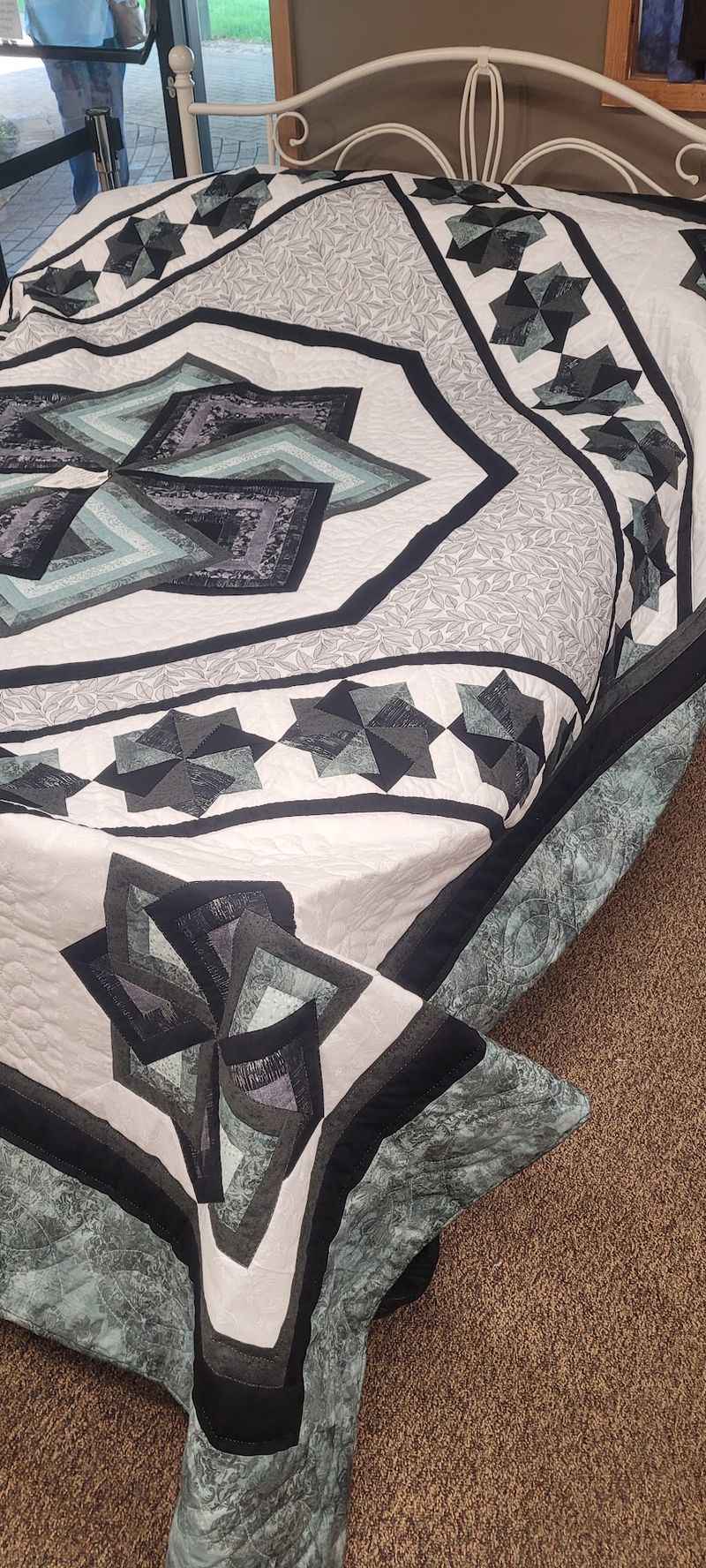 Handmade Quilts Bring the Craft Into Full View Handmade Quilts Bring the Craft Into Full View