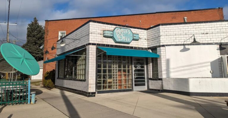 Michiganders Turn To This Small Sandwich Shop When They Want Serious Flavor