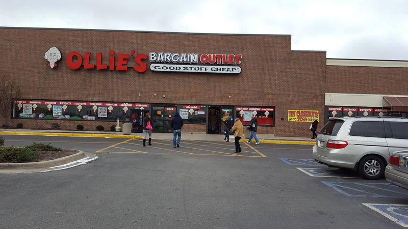Ollie’s Bargain Outlet (Fort Wayne) Ollie’s Bargain Outlet (Fort Wayne)