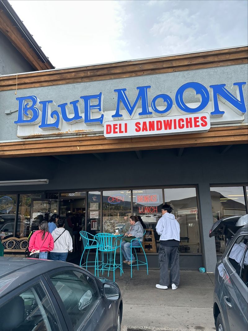 Blue Moon Bakery (Silverthorne) Blue Moon Bakery (Silverthorne)