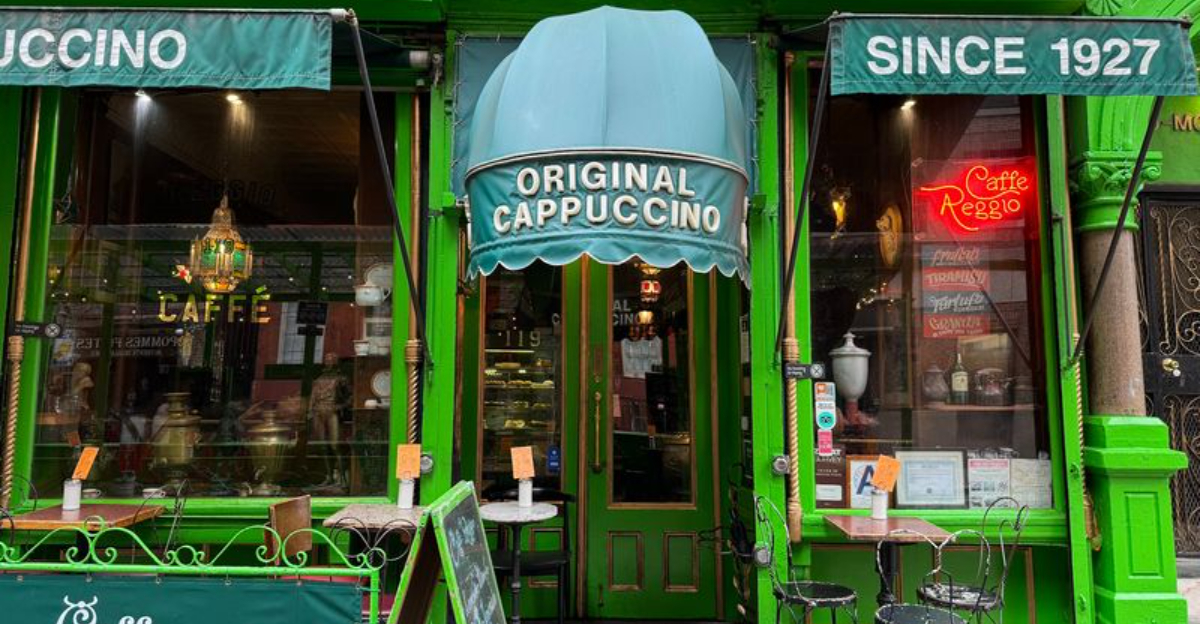 New York’s Oldest Coffee Shop Has Barely Changed In Decades
