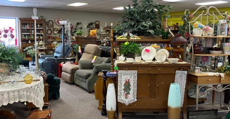 Ohio Shoppers Keep Returning To This Thrift Store That Always Seems Worth The Drive