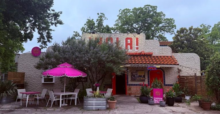 One Bite Of The Tamales At This Texas Restaurant Explains The Loyal Following