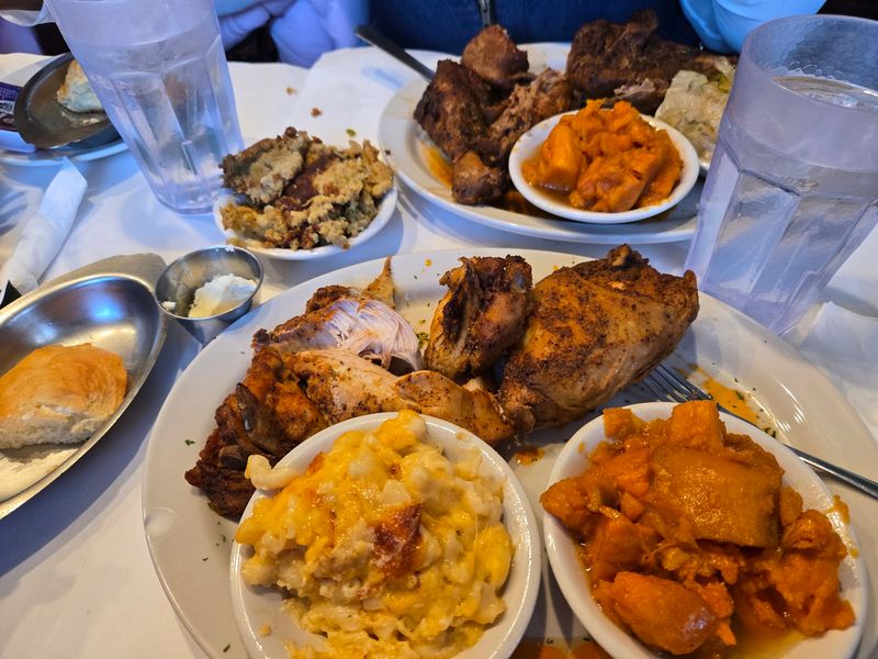 Pearl’s Place (Chicago)