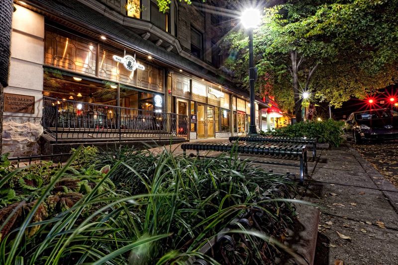Uptown Cafe Uptown Cafe