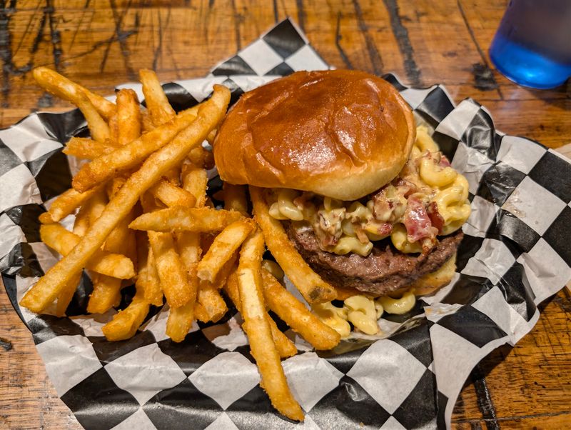 Burgers, Beer, and Big Portions Steal the Spotlight Burgers, Beer, and Big Portions Steal the Spotlight