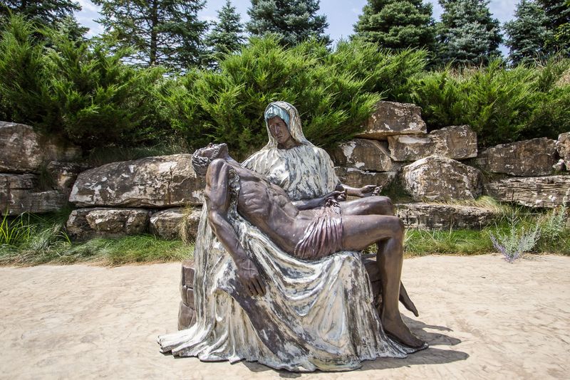 A Rare Indiana Stop Where Art, Faith, and Landscape Meet