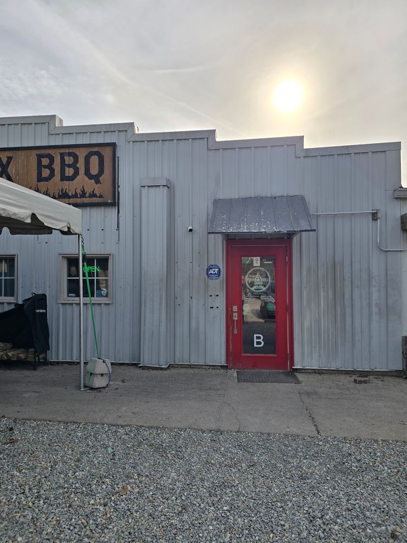 Trax BBQ (McCordsville)