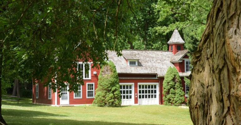 Step Inside a Restored New Jersey Farmhouse With Nearly 300 Years of History