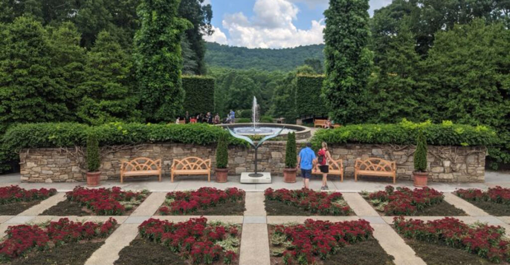 Stroll Through This North Carolina Garden And End Up At A Giant Outdoor Chessboard