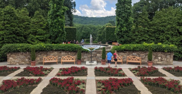 Stroll Through This North Carolina Garden And End Up At A Giant Outdoor Chessboard