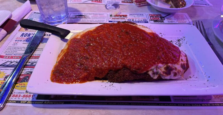 The Country Fried Steak at This New Jersey Diner Is Pure Comfort on a Plate