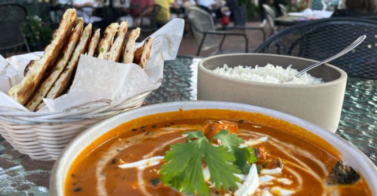 The Garlic Naan at This New Jersey Restaurant Is Pure Buttery Perfection