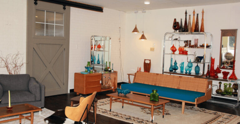 The Hidden Pennsylvania Vintage Shop Locals Actually Shop At For Affordable Furniture