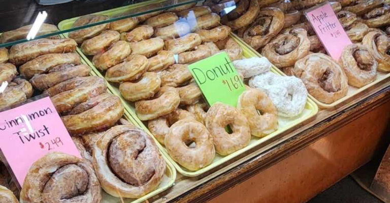The Ohio Amish Country Bakery With Legendary Oversized Cinnamon Rolls