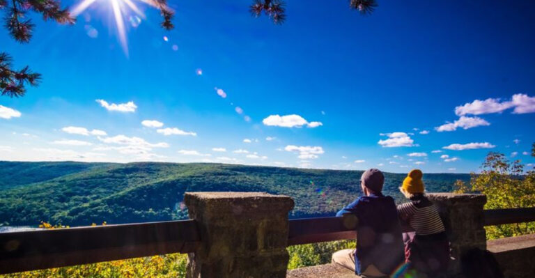 The Pennsylvania Overlook So Beautiful It Will Instantly Become Your New Favorite Place On Earth