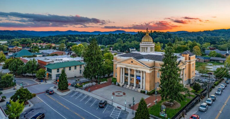 These 10 North Carolina Towns Prove You Don’t Need a Big Budget to Live Well