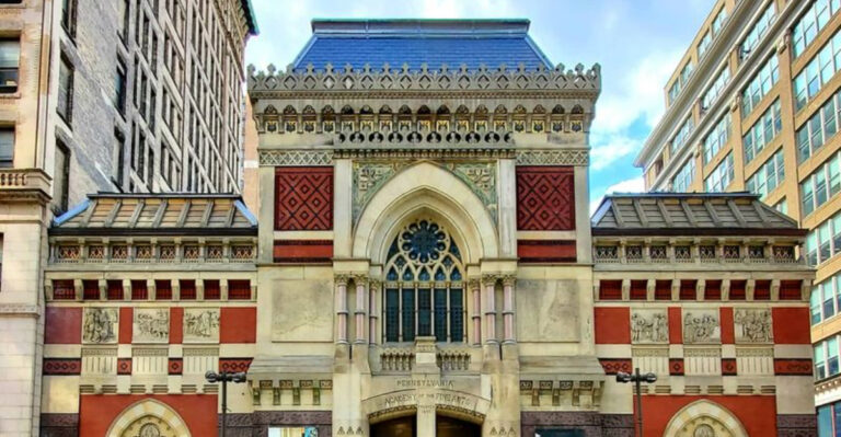 These 11 Pennsylvania Museums Are So Huge, One Visit May Not Be Enough