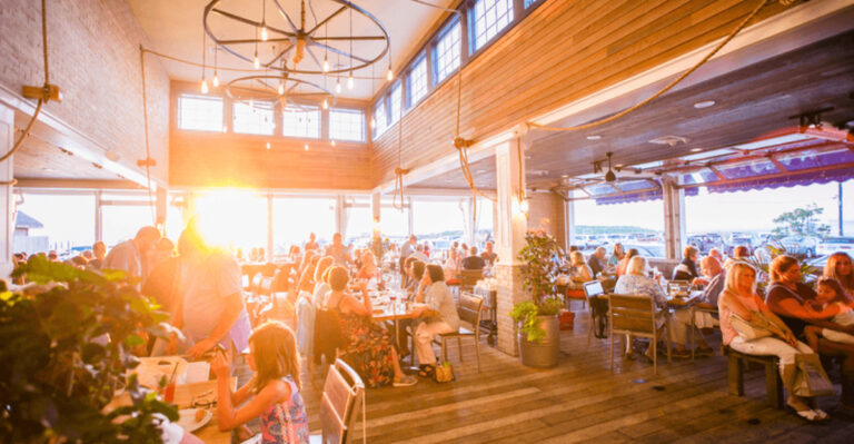 These Are the 15 Best Places to Eat on New Jersey’s Long Beach Island Right Now