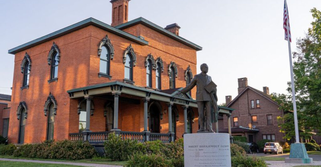 This Affordable New York Town With $650 Rent Proves Budget-Friendly Living Still Exists