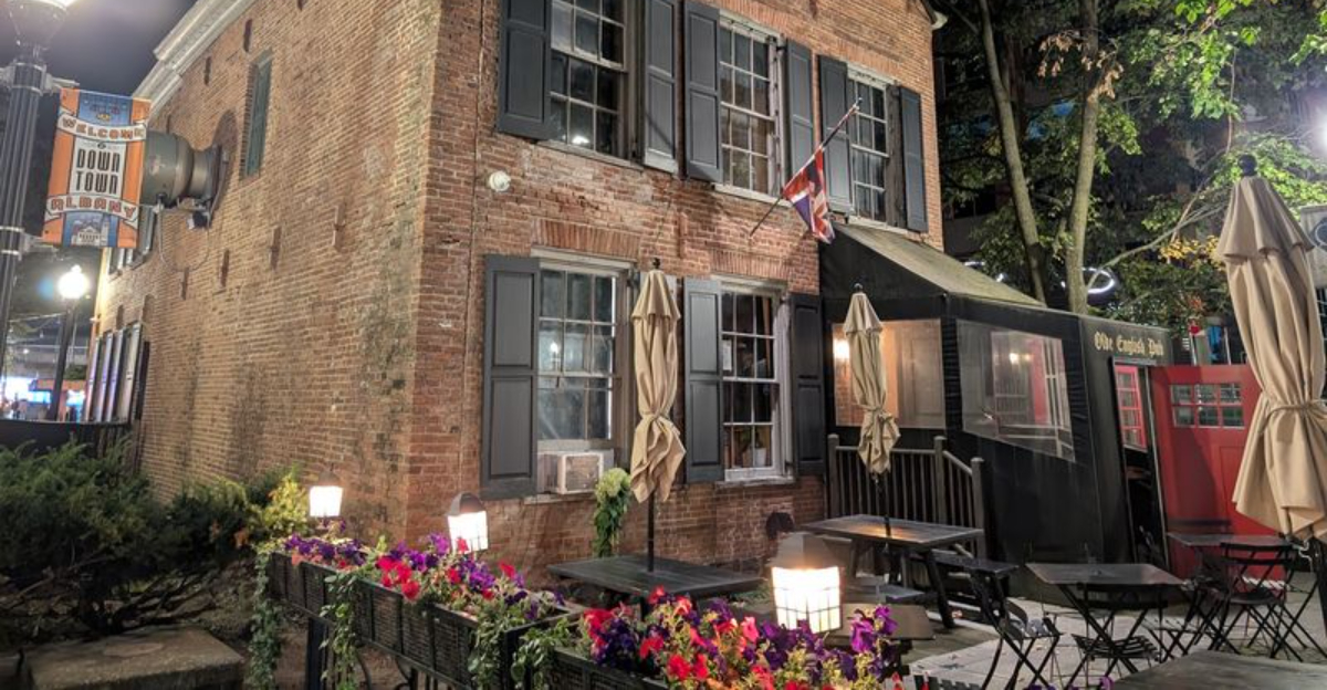 This Authentic British Pub In New York Is An Absolute Hidden Gem