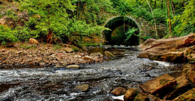 This Bedford Ohio Gem Turns A Simple Walk Into A Stunning Waterfall Experience