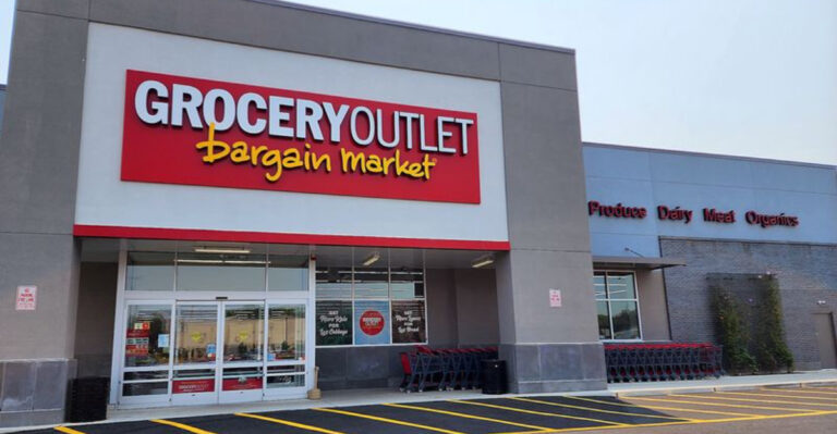 This Enormous New Jersey Grocery Store Sells Brand Names for Up to 70 Percent Less