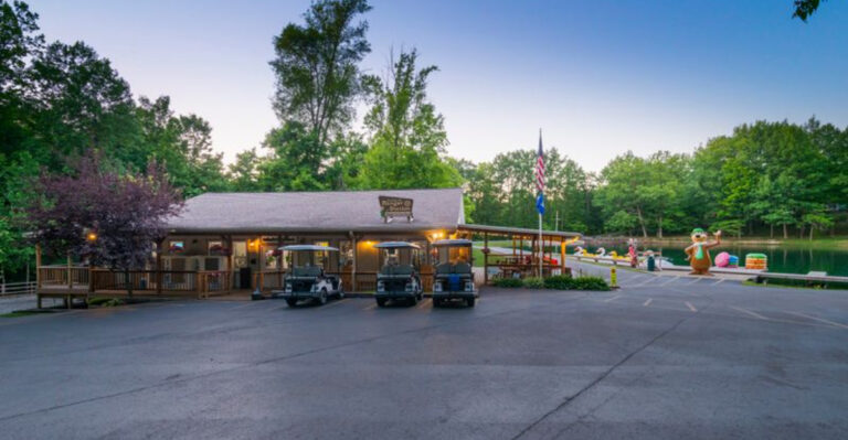 This Ohio Park Has A Gem Mine, Mini Train, And Picnic Areas, And It’s A Total Secret Gem