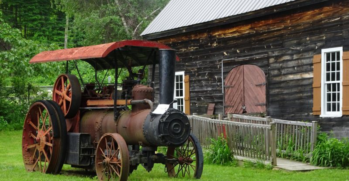 This Hidden Outdoor Museum In New York Will Make You Feel Like You’ve Stepped Back In Time