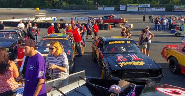 This Historic New Jersey Racetrack Refuses to Let Short Track Racing Fade Away