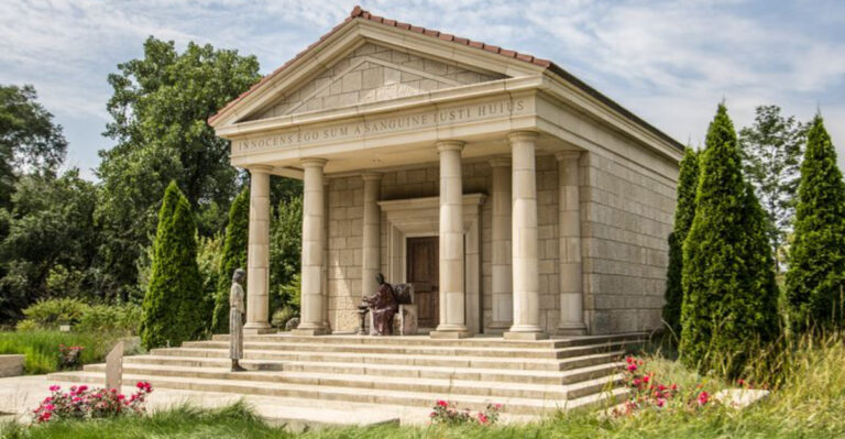 This Indiana Sculpture Sanctuary Features a Beautiful Trail Inspired by the Holy Land
