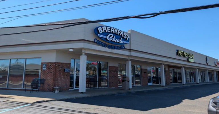 This Michigan Breakfast Spot Serves Omelets That Are Practically The Size Of Your Head