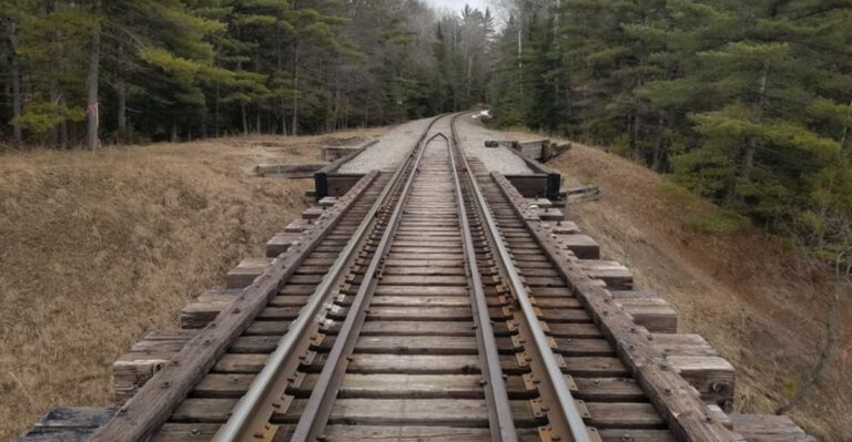 This Michigan Hiking Trail Can Put Two States Under Your Boots in One Day