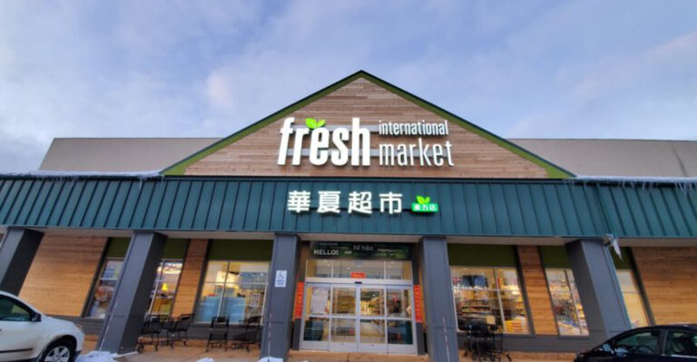 This Michigan International Market Packs A Food Court, Taiwanese Bakery, Juice Bar, And Seafood