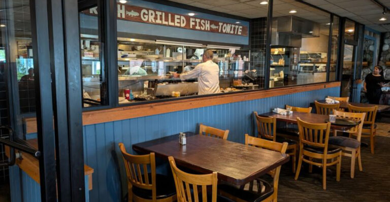 This Michigan Lakeside Spot Serves Whitefish The Way Locals Like It