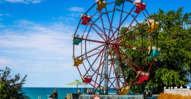 This Ohio Beach Town Is Quickly Becoming Too Popular For Its Own Good