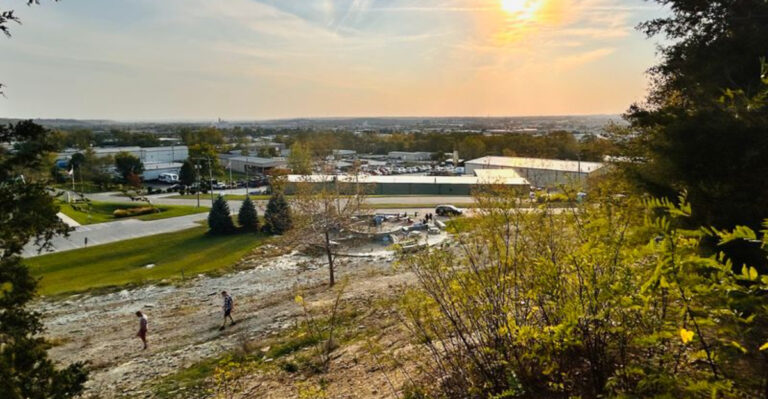 This Ohio Fossil Park Makes A Surprisingly Fun Summer Day Trip