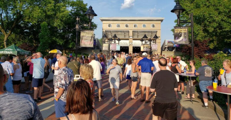 This Ohio Outdoor Concert Venue Is Perfect For A Summer Night Out