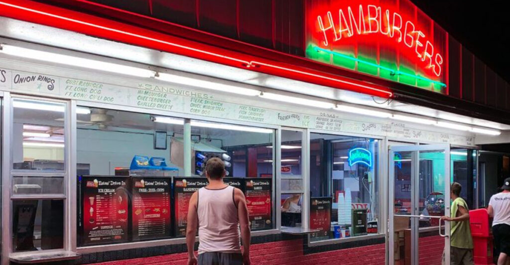 This Old-School Missouri Drive-In Serves Shakes Worth Every Mile