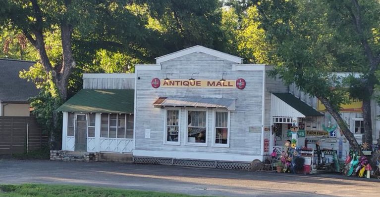 This Old Texas Store Is So Full of Antiques, You Won’t Know Where to Look First